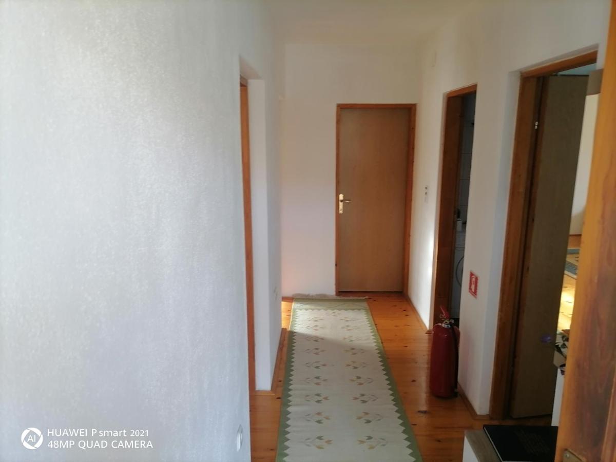 Guesthouse Behar Hotonj Εξωτερικό φωτογραφία